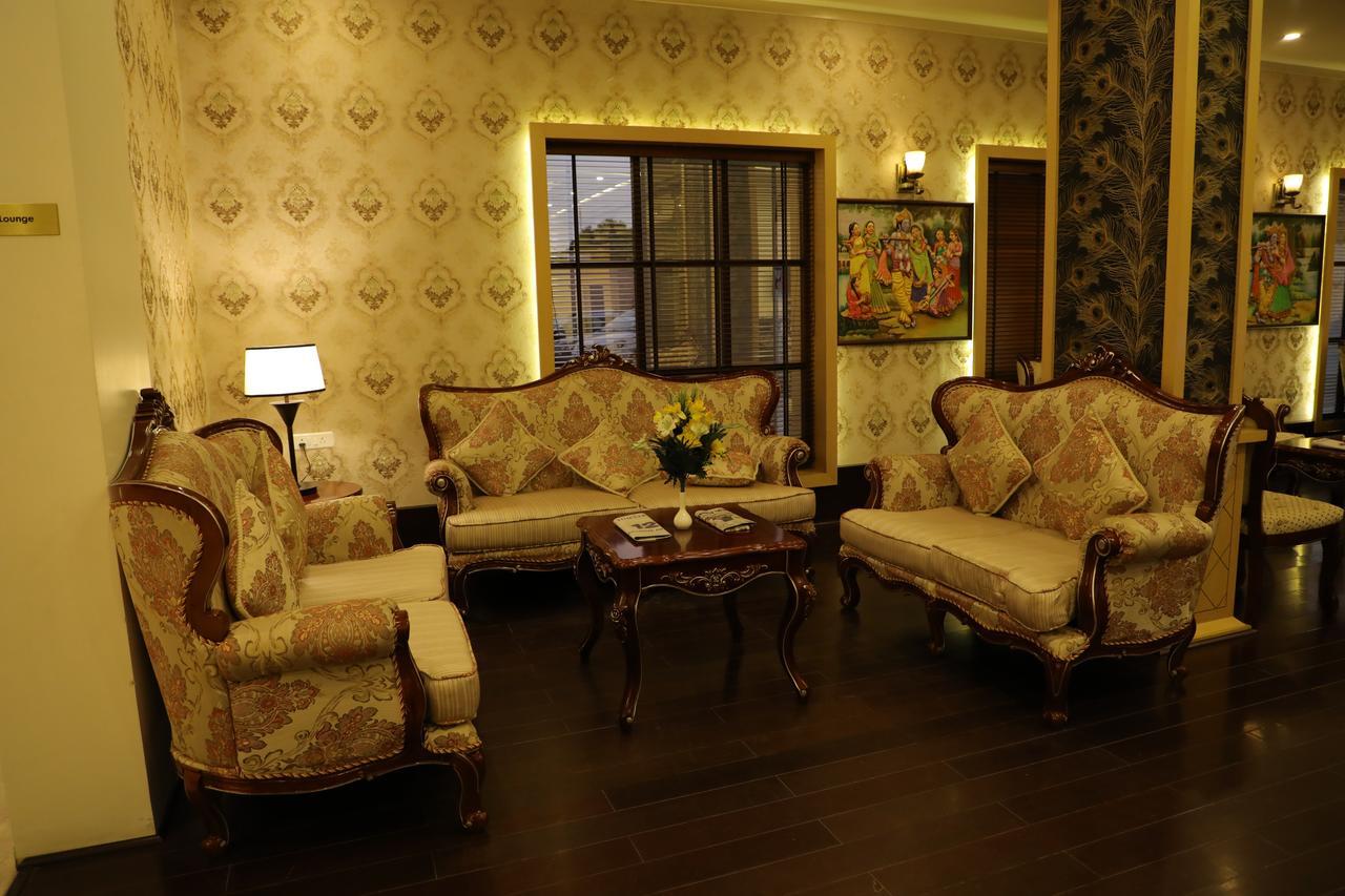 Hotel Roma Kristo Dwārka Buitenkant foto